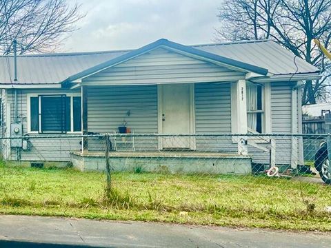 Photo of 2817 Morgan Avenue, Chattanooga, TN 37404 (MLS # 1528793)