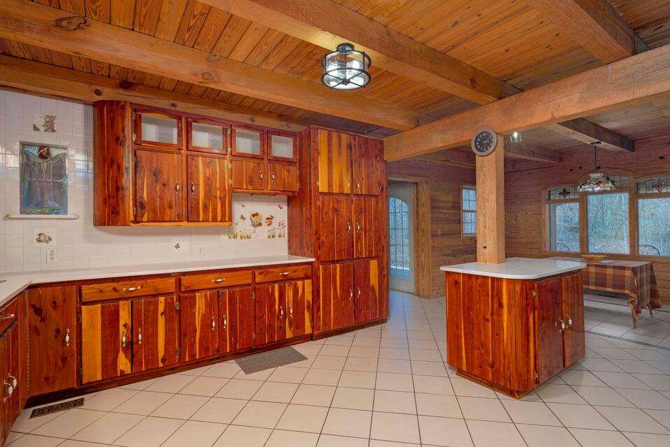 662 Dewind Drive, Pikeville, Tennessee image 7