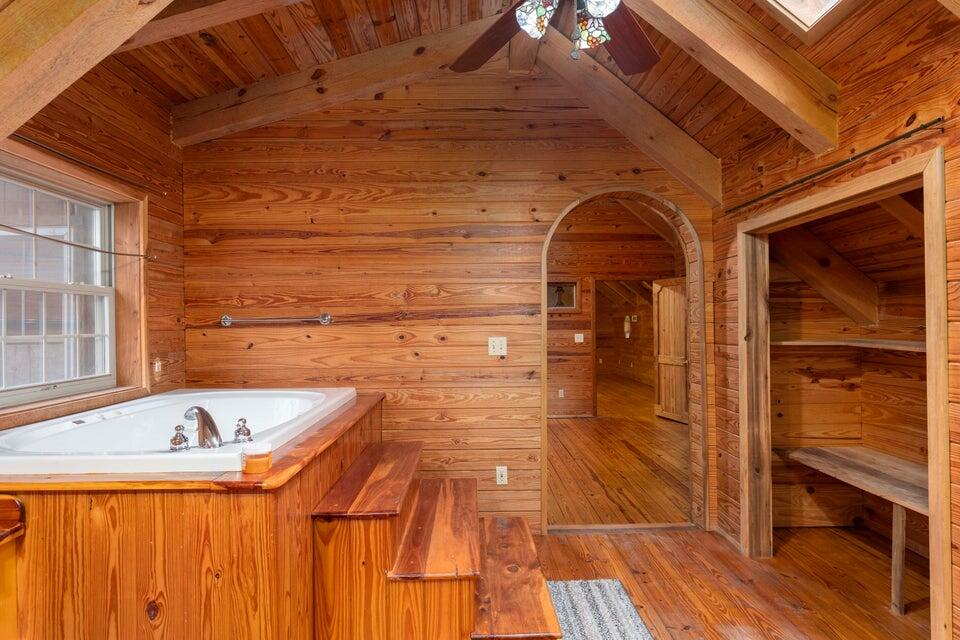 662 Dewind Drive, Pikeville, Tennessee image 21