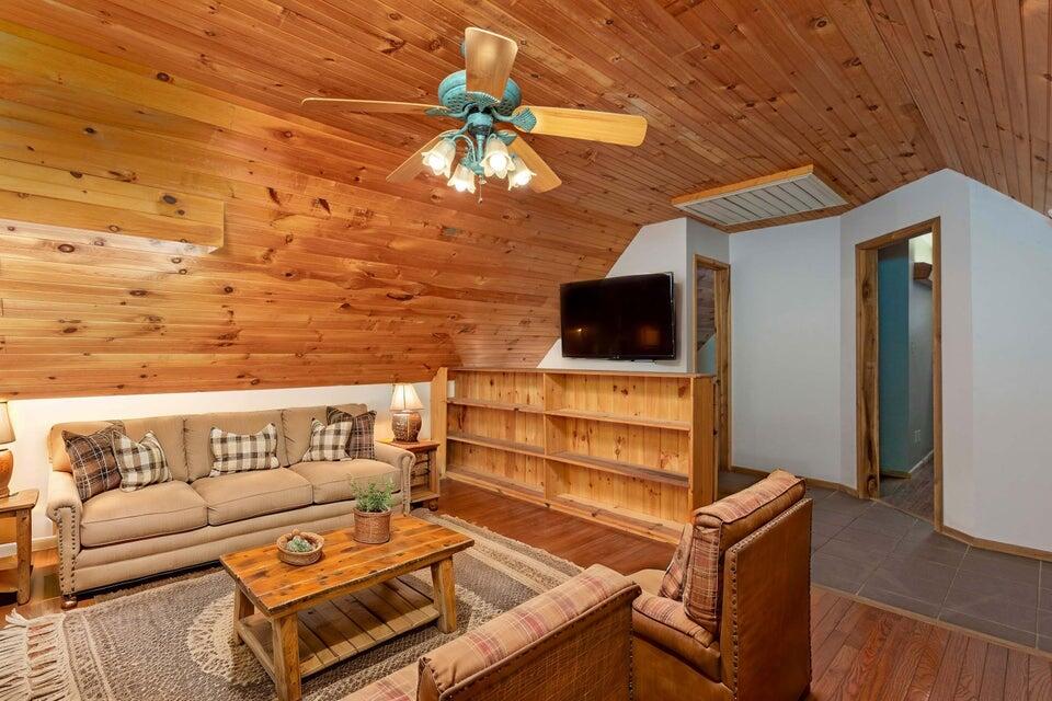 662 Dewind Drive, Pikeville, Tennessee image 28