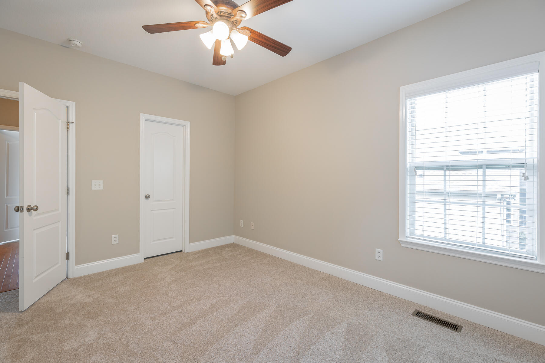 4370 Wellesley Drive, Ooltewah, Tennessee image 40