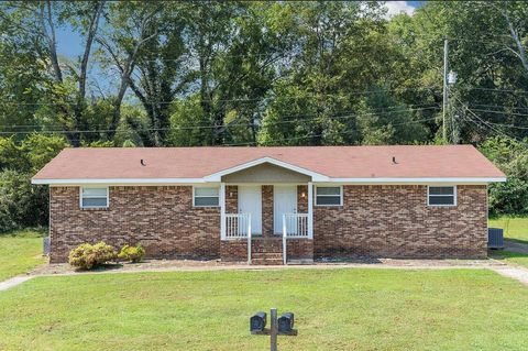 Photo of 9821 Colony Park Lane, Soddy Daisy, TN 37379 (MLS # 1525696) Photo of 9821 Colony Park Lane, Soddy Daisy, TN 37379 (MLS # 1525696)