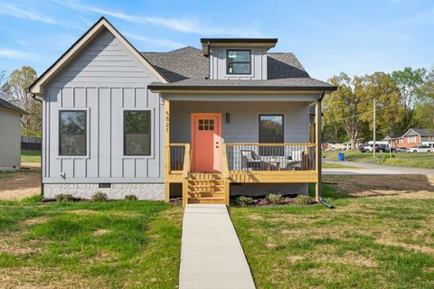 Photo of 5321 Upshaw Drive, Chattanooga, TN 37416 (MLS # 1531702)