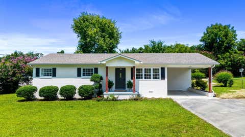Photo of 126 Lakeview Drive SE, Cleveland, TN 37323 (MLS # 1540363)