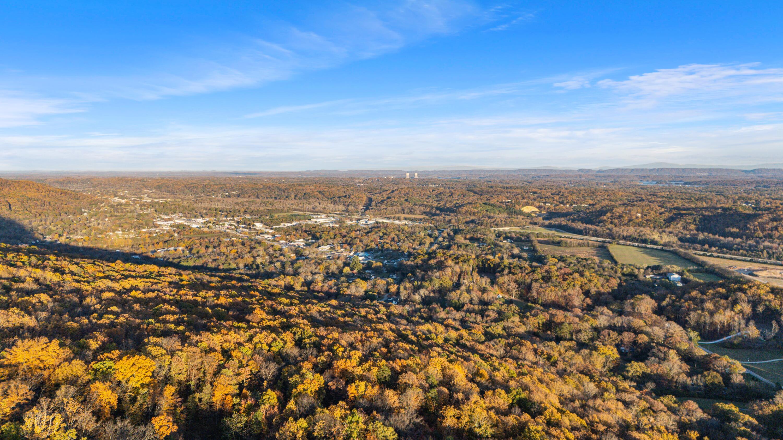 974 Bluff Ledge Trail, Hixson, Tennessee image 1