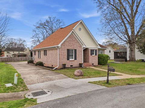 Homes For Sale - 3200 Stage Run<br/> Hixson, TN 37343