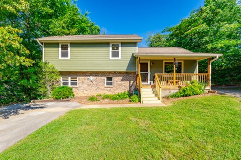 Homes For Sale - 4648 Sherry Lane<br/> Hixson, TN 37343