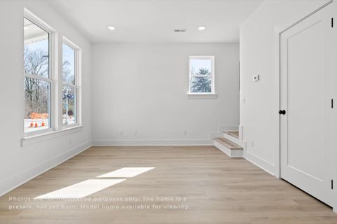 Tiny photo for 6373 Hodley Avenue, Chattanooga, TN 37410 (MLS # 1530371)