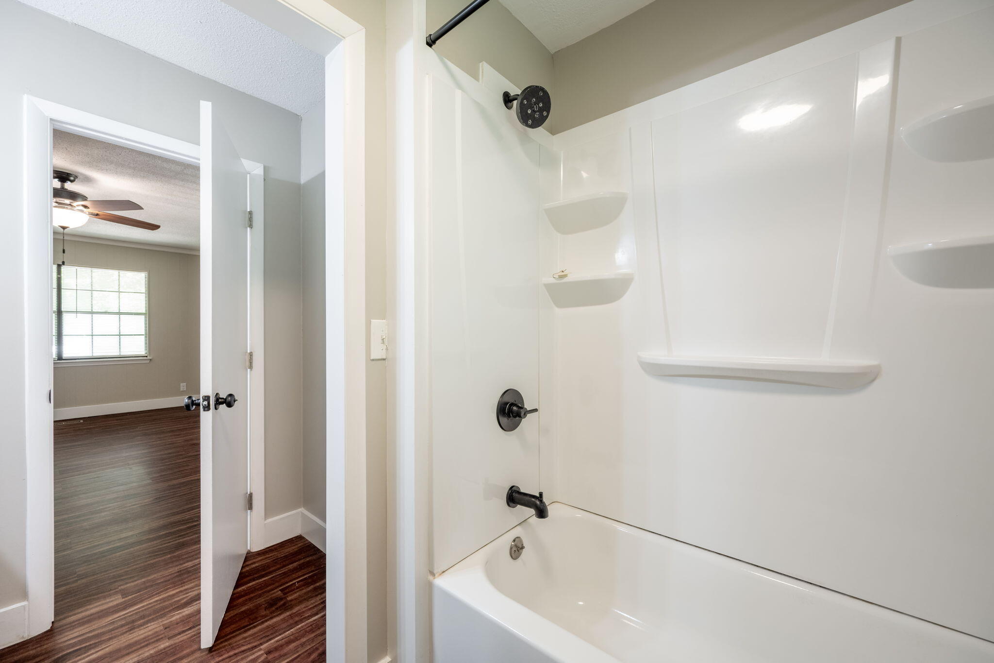 5904 Pinelawn Drive, Chattanooga, Tennessee image 17