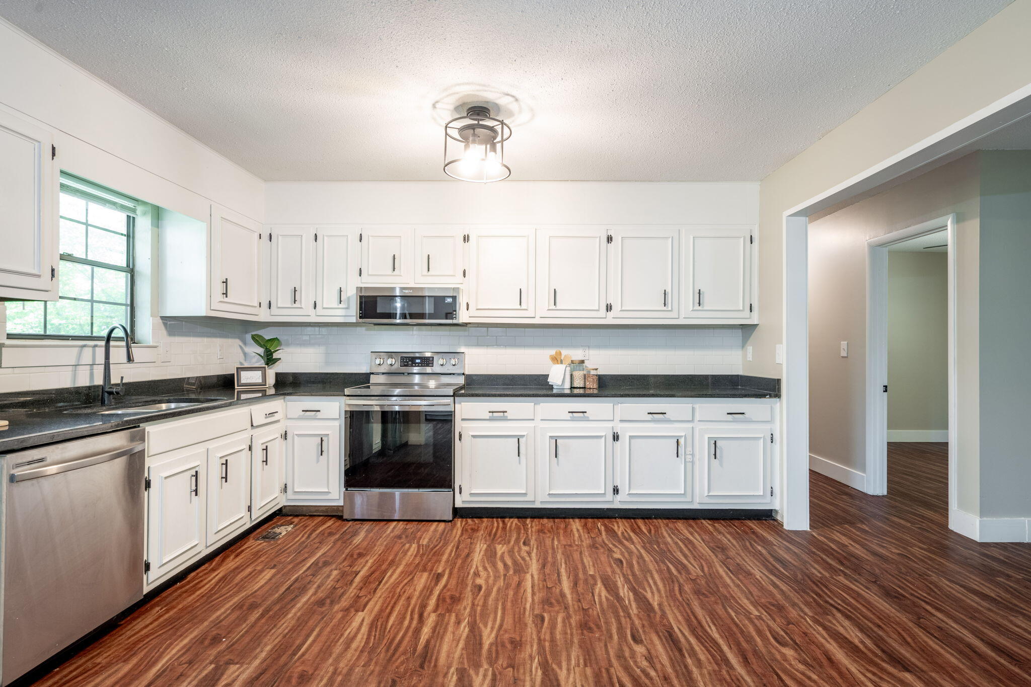 5904 Pinelawn Drive, Chattanooga, Tennessee image 10