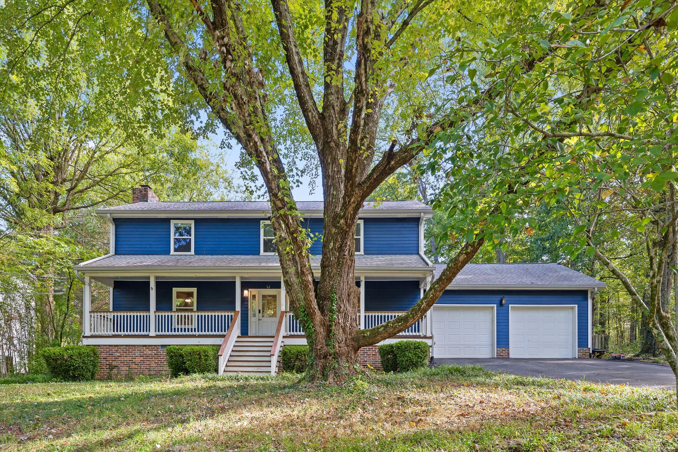 916 Autumn Way Lane