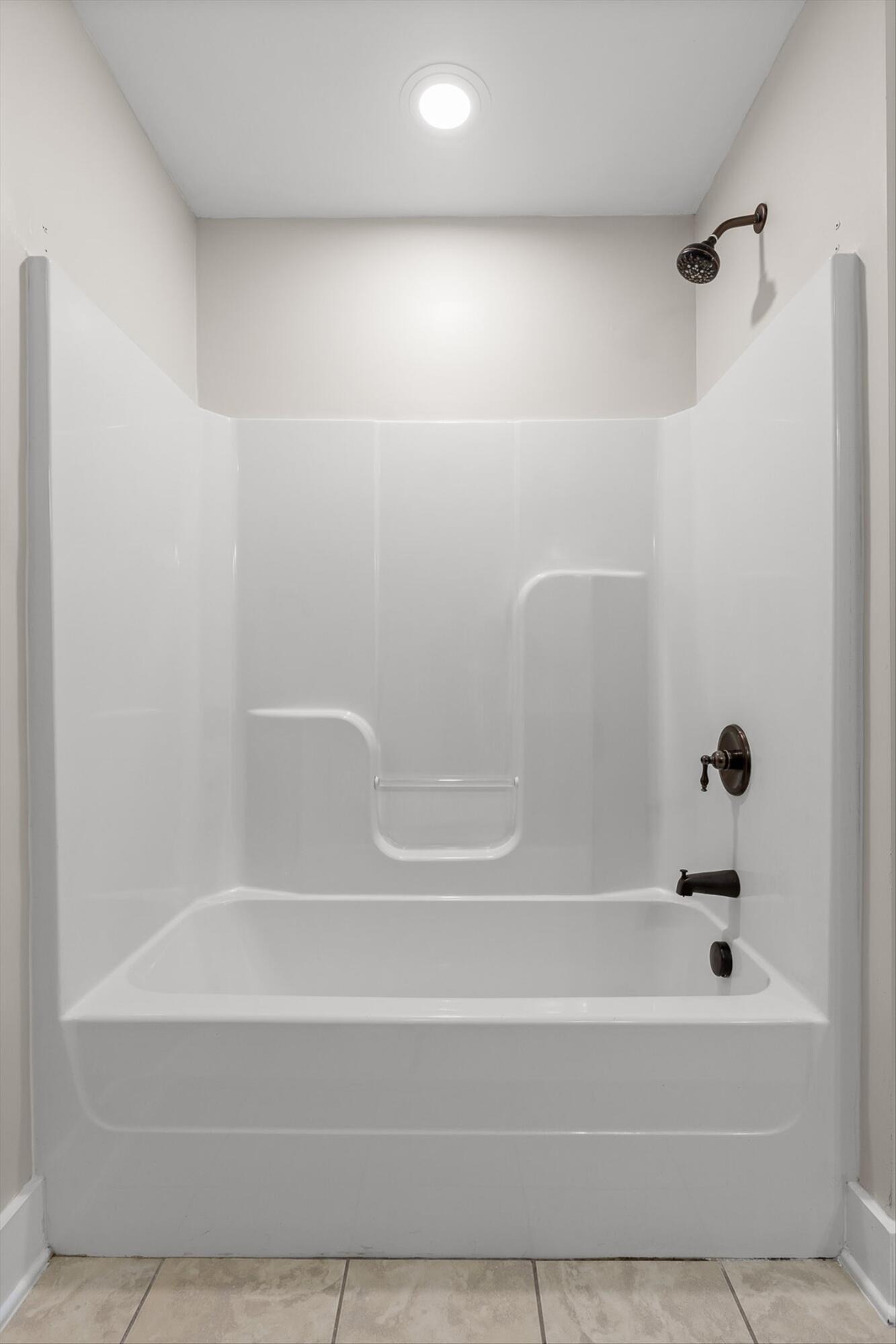 Ooltewah, Tennessee 37363, United States, 3 Bedrooms Bedrooms, ,3 BathroomsBathrooms,Residential,Active,178131