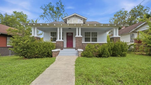 Photo of 706 S Greenwood Avenue, Chattanooga, TN 37404 (MLS # 1538606)