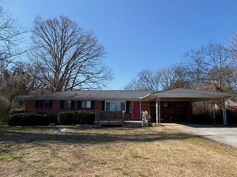 Photo of 1943 Old Lafayette Road, Fort Oglethorpe, GA 30742 (MLS # 1527779)