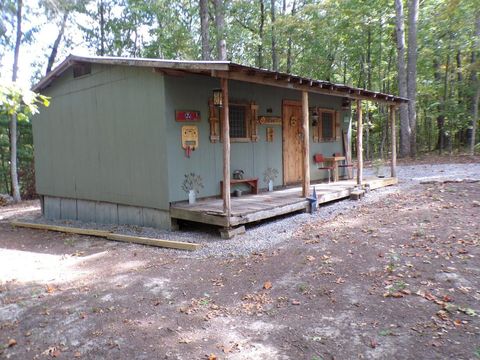 Photo of 123 Dunway Drive, Crossville, TN 38555 (MLS # 1522158)