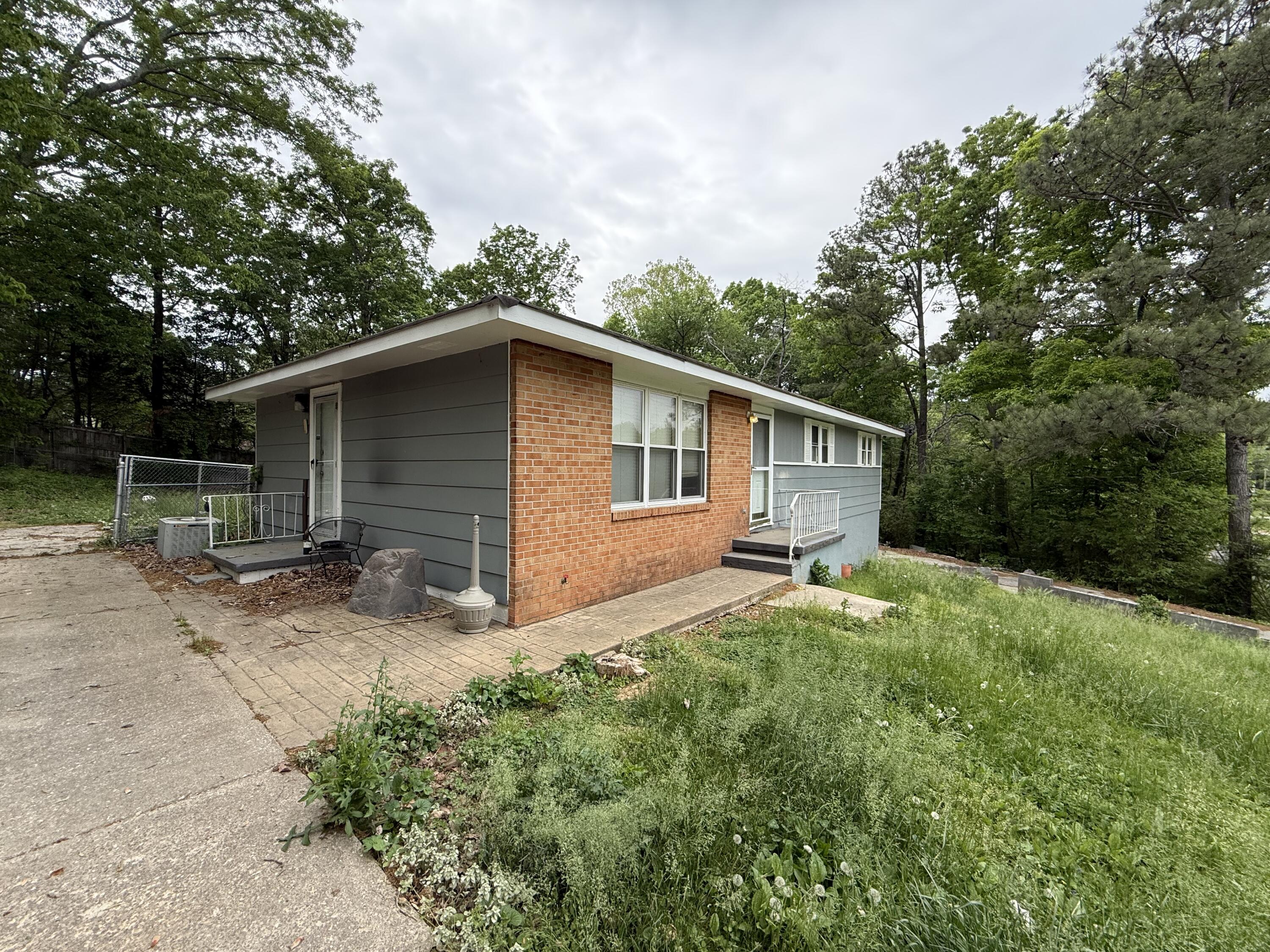 1003 W Circle Drive, Rossville, Georgia image 4