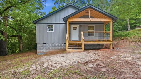 Photo of 1001 Colerain Street, LaFayette, GA 30728 (MLS # 1534066)
