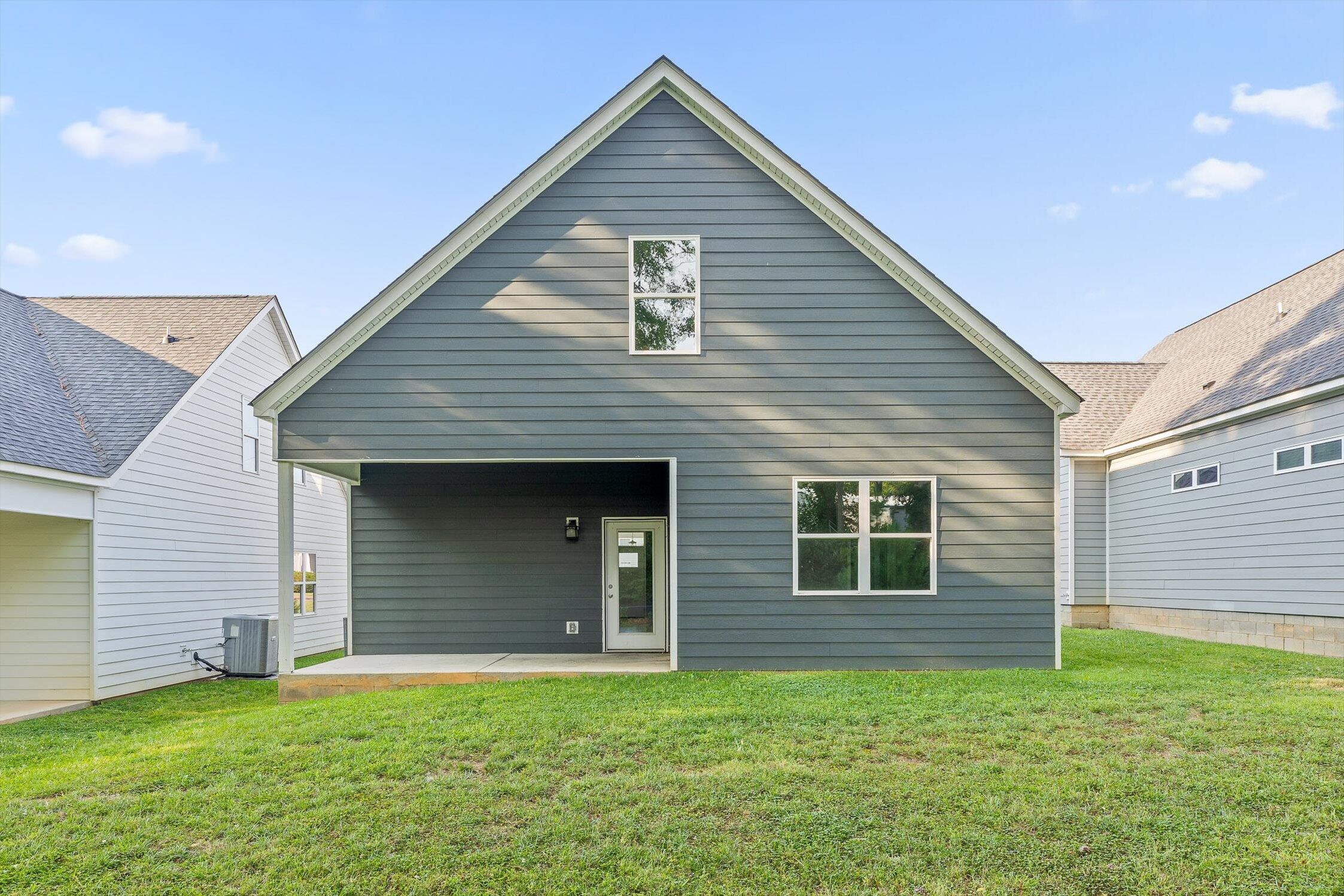 Chattanooga, Tennessee 37411, United States, 4 Bedrooms Bedrooms, ,3 BathroomsBathrooms,Residential,Active,208091