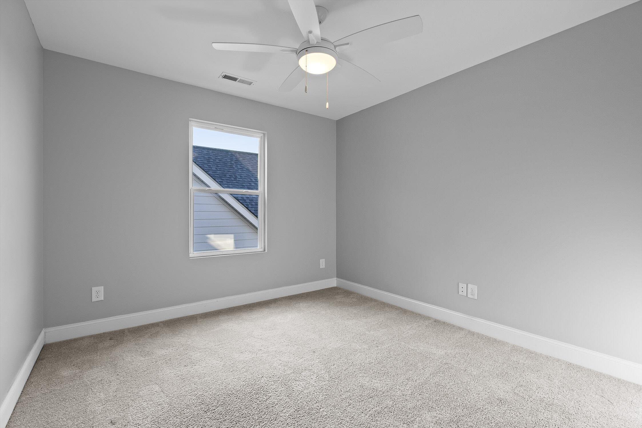 Chattanooga, Tennessee 37411, United States, 4 Bedrooms Bedrooms, ,3 BathroomsBathrooms,Residential,Active,208091