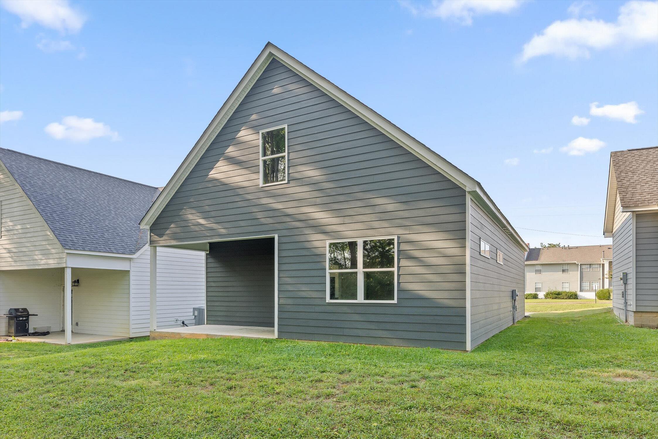 Chattanooga, Tennessee 37411, United States, 4 Bedrooms Bedrooms, ,3 BathroomsBathrooms,Residential,Active,208091