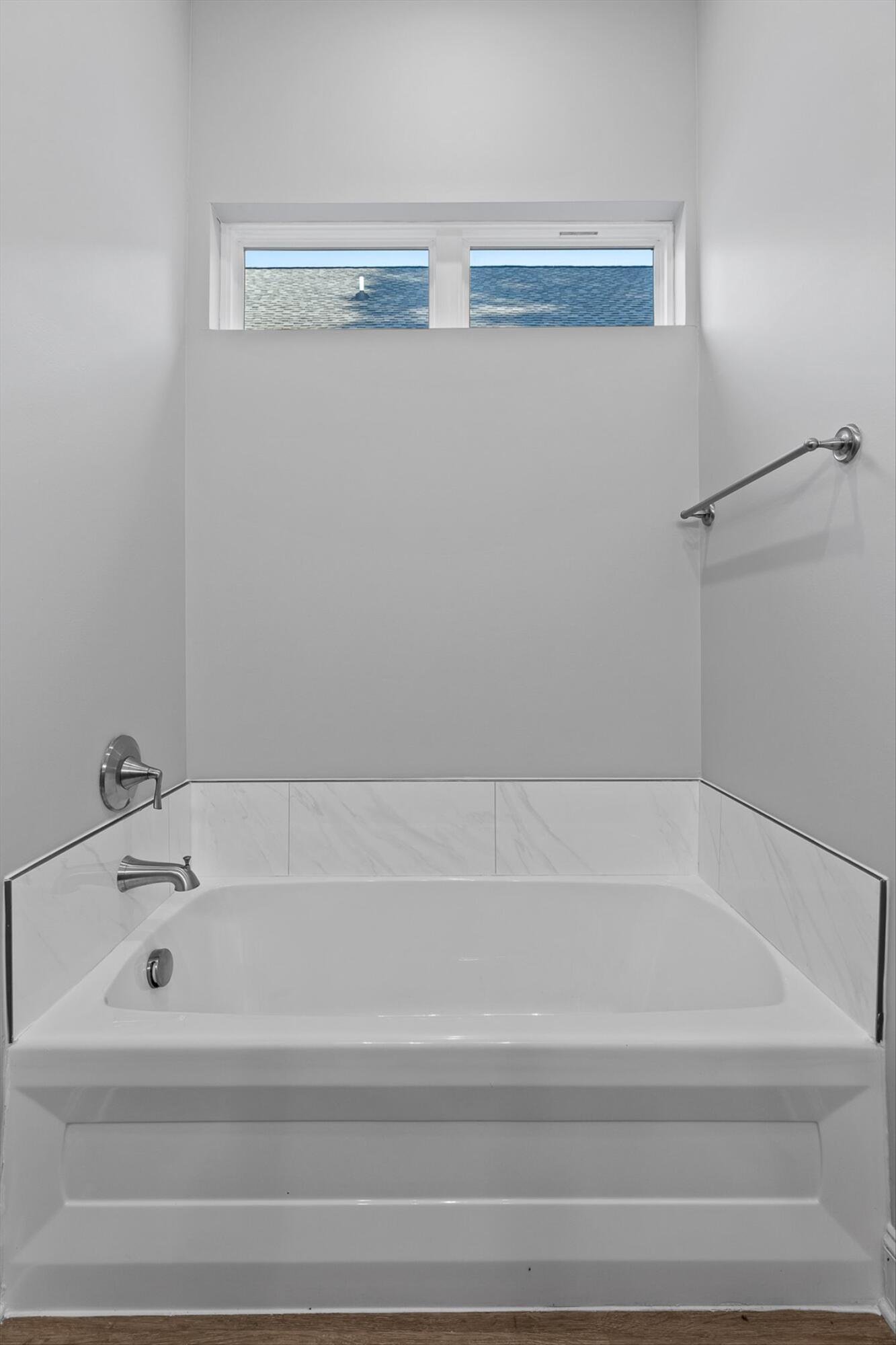 Chattanooga, Tennessee 37411, United States, 4 Bedrooms Bedrooms, ,3 BathroomsBathrooms,Residential,Active,208091