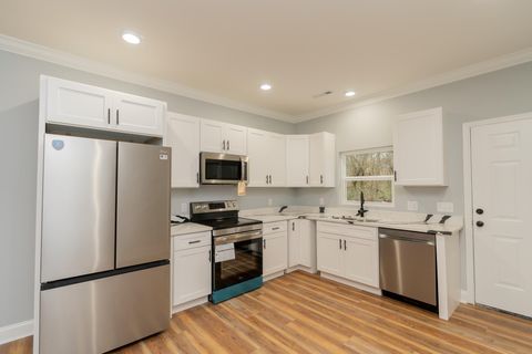 Tiny photo for 617 W 47th Street, Chattanooga, TN 37410 (MLS # 1527290)