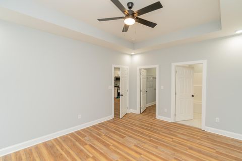 Tiny photo for 617 W 47th Street, Chattanooga, TN 37410 (MLS # 1527290)