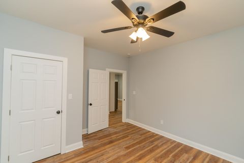 Tiny photo for 617 W 47th Street, Chattanooga, TN 37410 (MLS # 1527290)