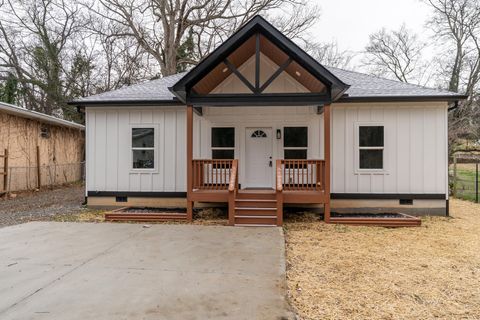 Tiny photo for 617 W 47th Street, Chattanooga, TN 37410 (MLS # 1527290)