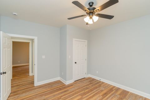 Tiny photo for 617 W 47th Street, Chattanooga, TN 37410 (MLS # 1527290)