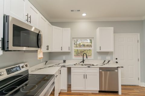 Tiny photo for 617 W 47th Street, Chattanooga, TN 37410 (MLS # 1527290)