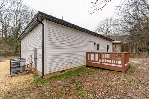 Tiny photo for 617 W 47th Street, Chattanooga, TN 37410 (MLS # 1527290)