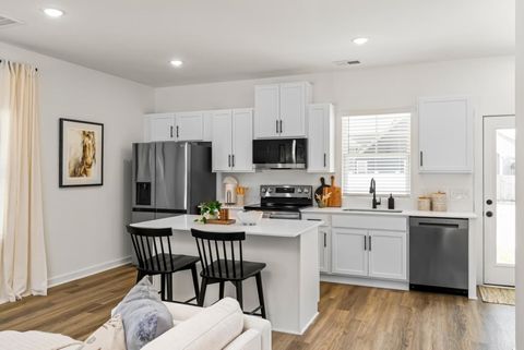 Tiny photo for 7614 Nightingale Court, Chattanooga, TN 37421 (MLS # 1528568)