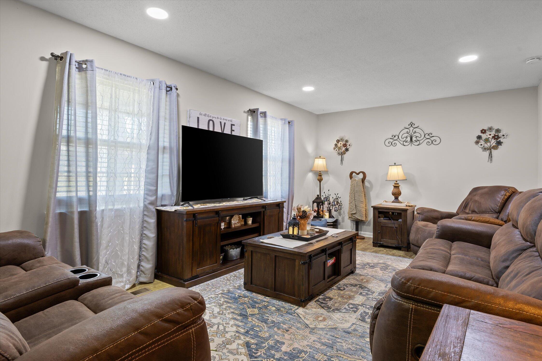 8168 Pinecrest Drive