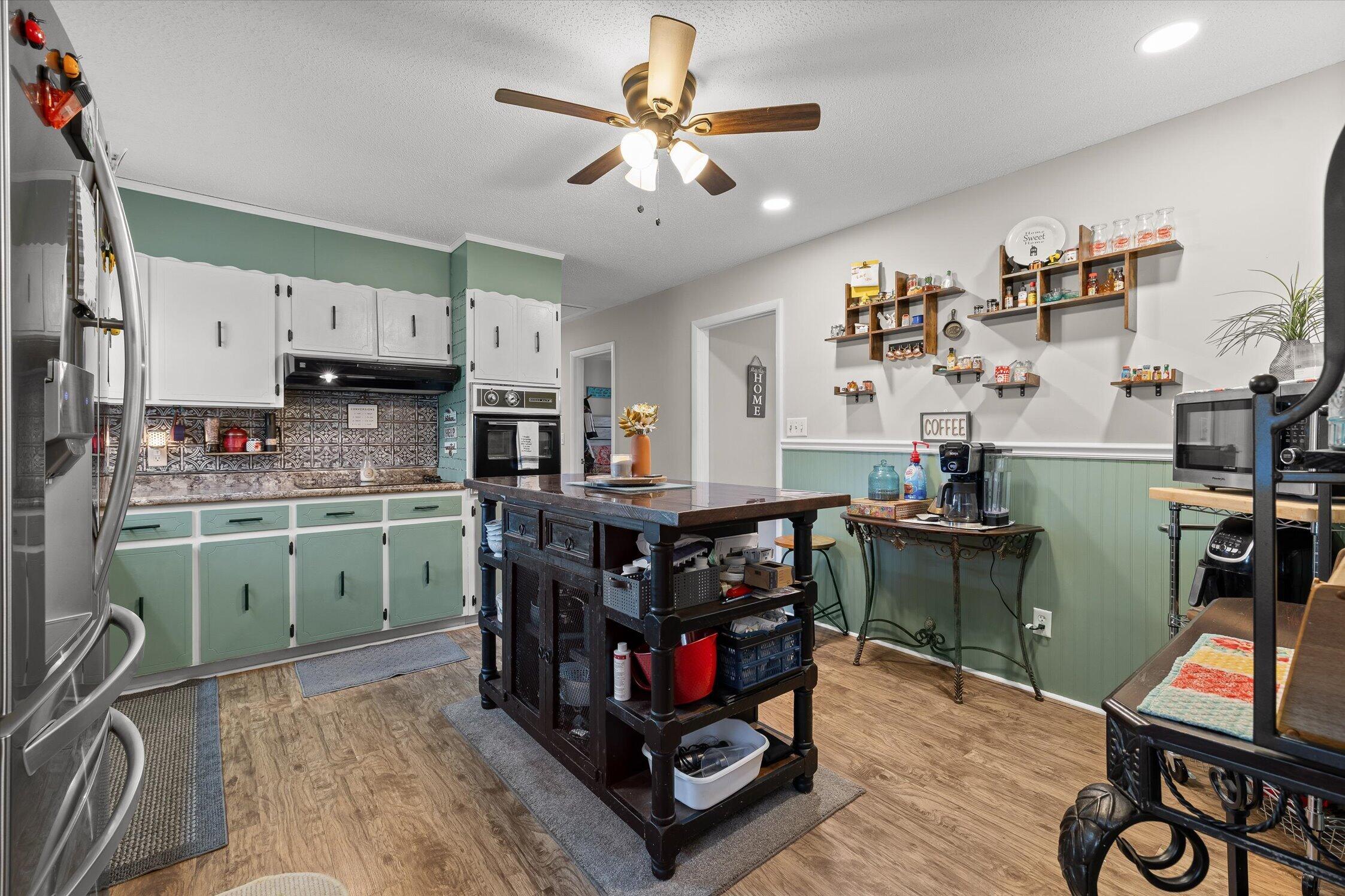 8168 Pinecrest Drive