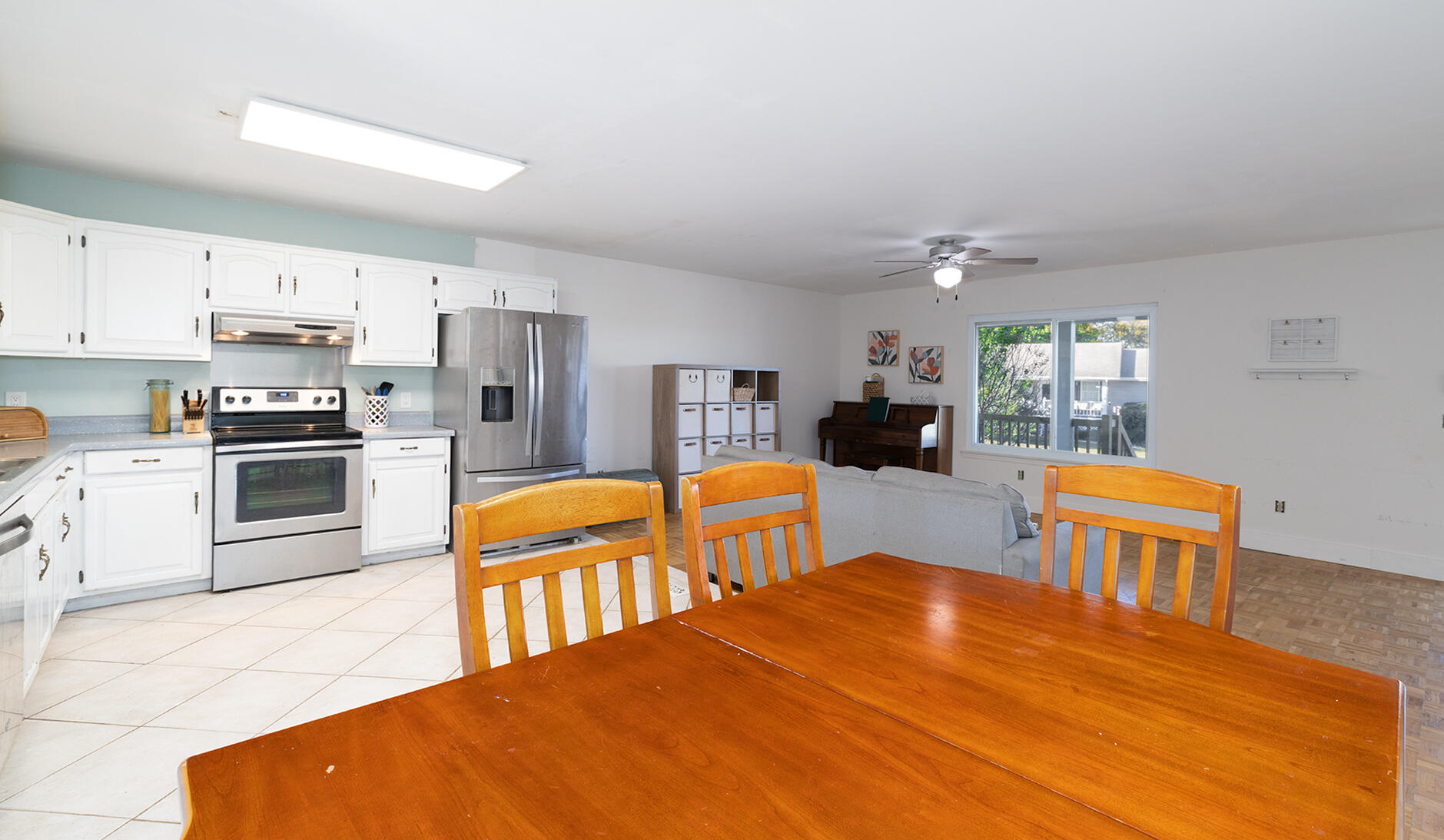 7612 Walnut Hills Drive