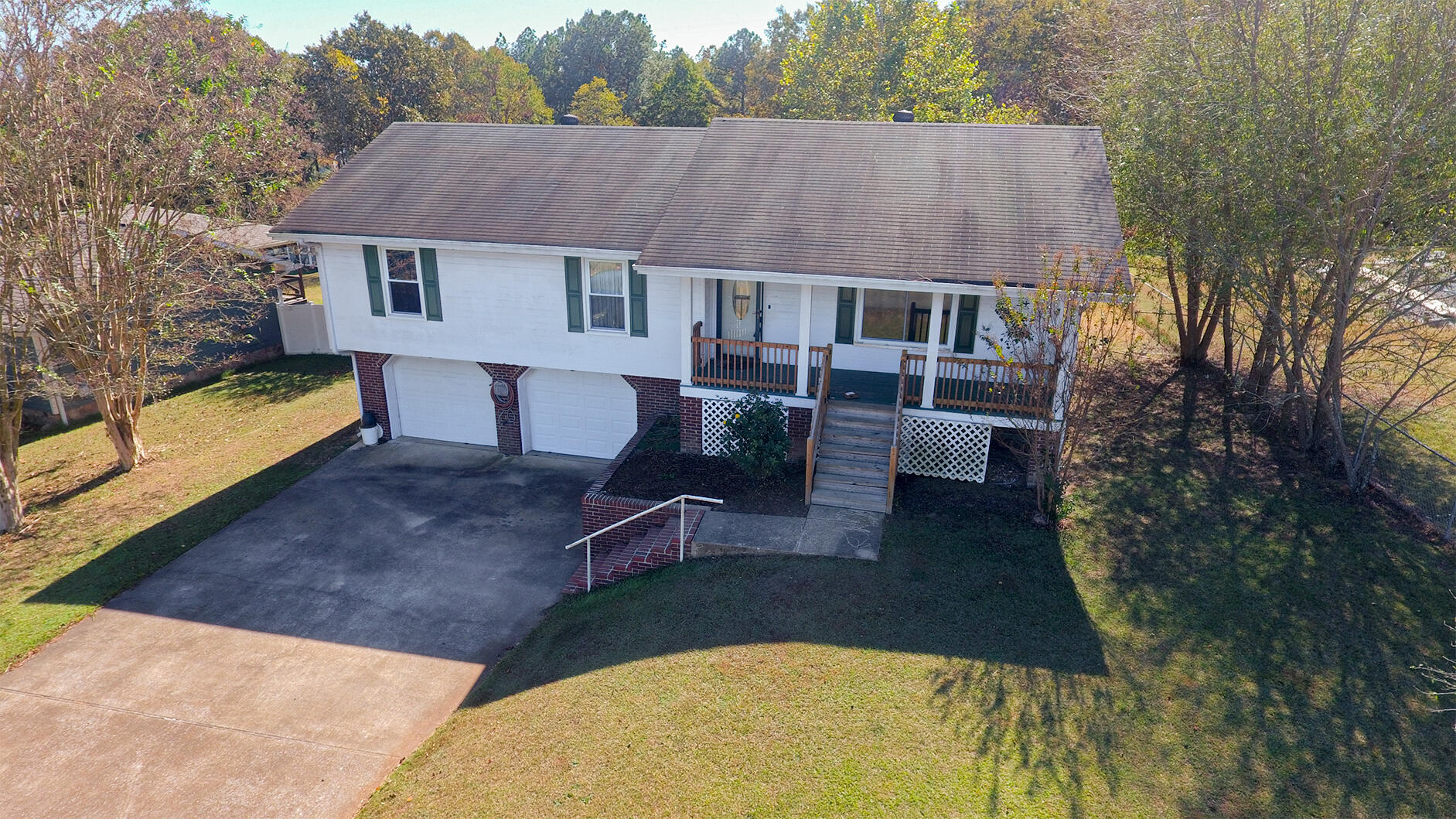 7612 Walnut Hills Drive