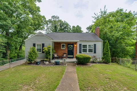 Photo of 142 Alden Avenue, Chattanooga, TN 37405 (MLS # 1538135)