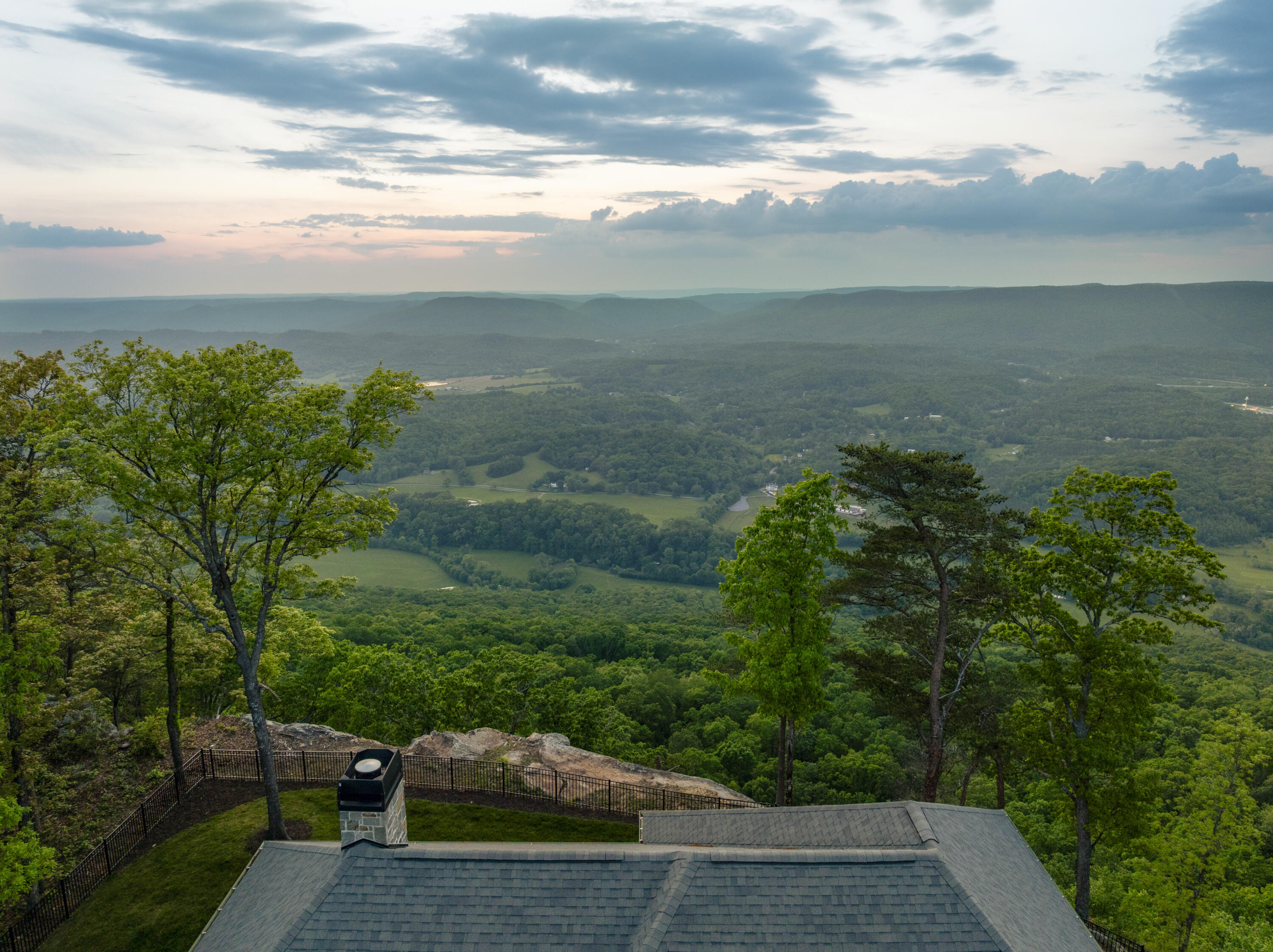 415 Brow Wood Lane, Lookout Mountain, Georgia image 5