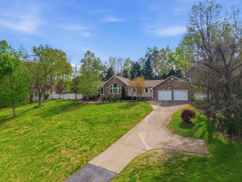 Homes For Sale - 11102 London Lane<br/> Apison, TN 37302