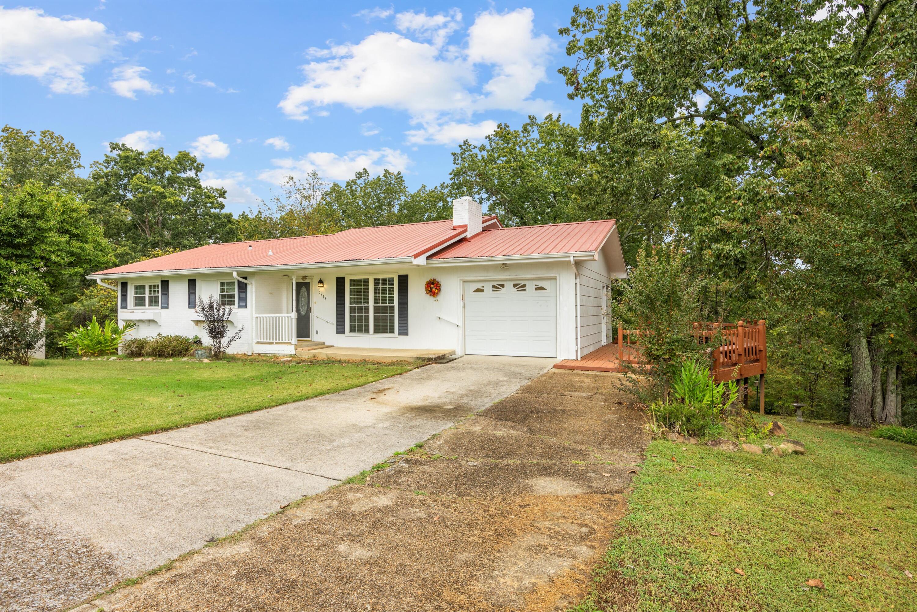 5813 Ragnar Drive