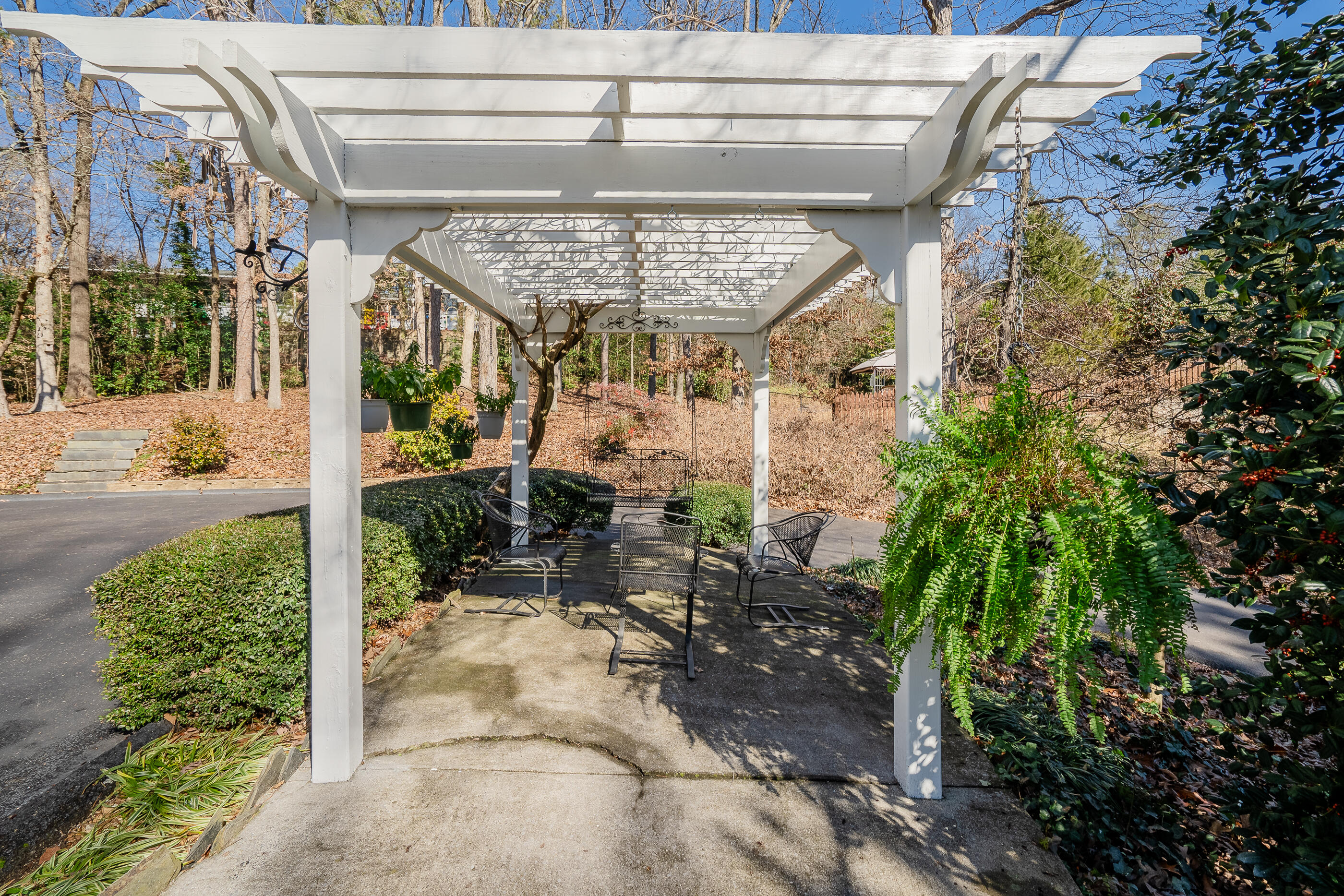 816 Dogwood Lane, Dalton, Georgia image 5