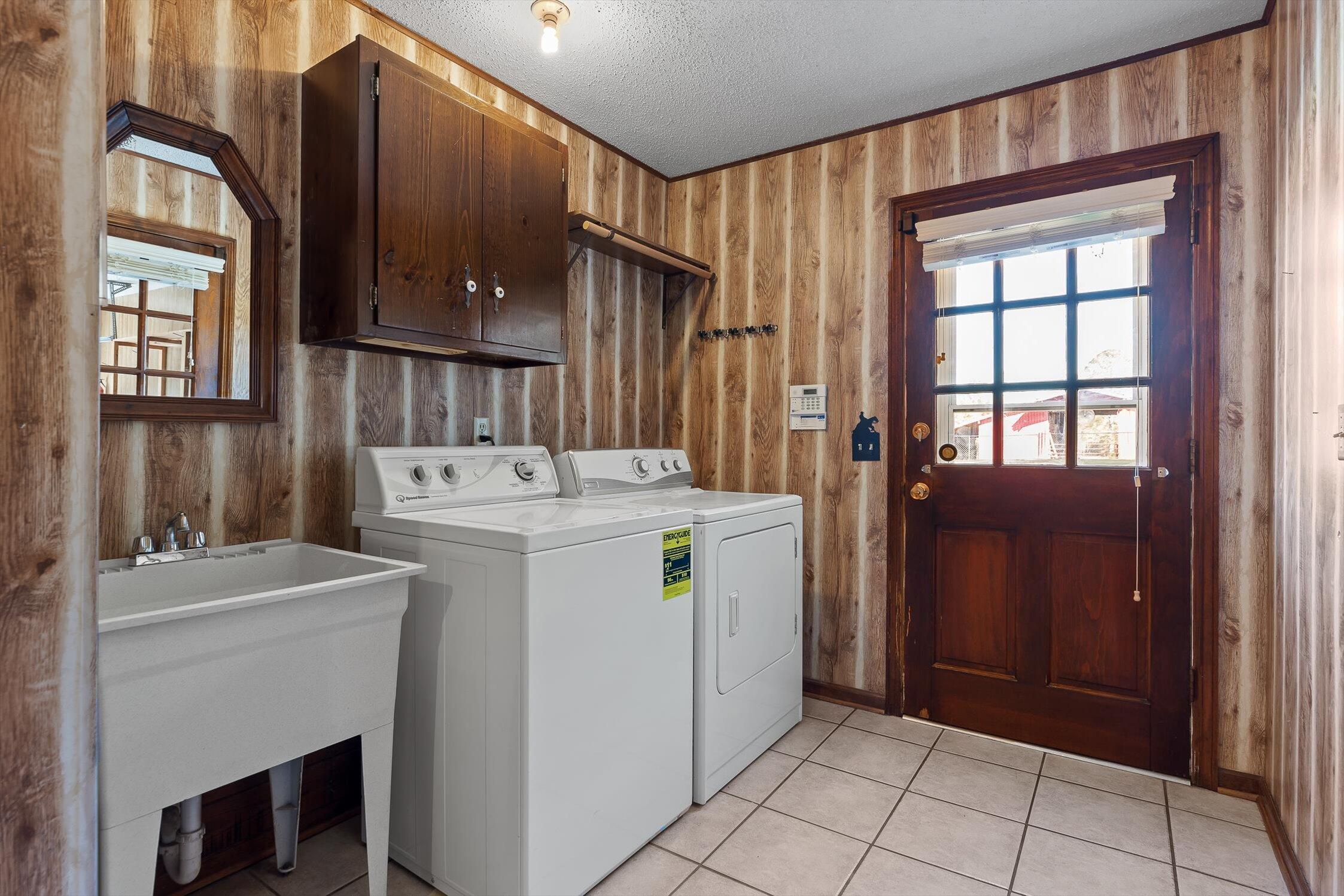 McDonald, Tennessee 37353, United States, 4 Bedrooms Bedrooms, ,3 BathroomsBathrooms,Residential,Pending,229362