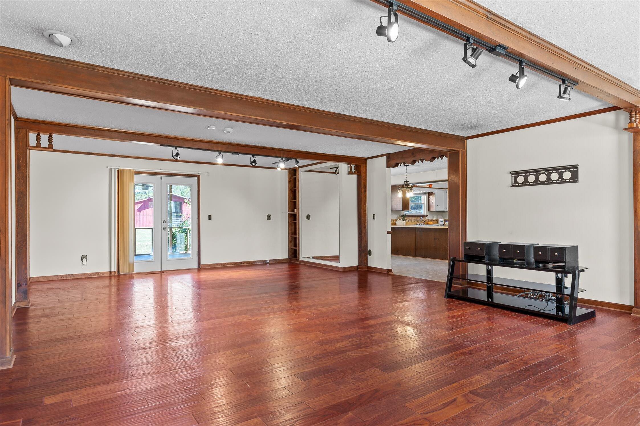 McDonald, Tennessee 37353, United States, 4 Bedrooms Bedrooms, ,3 BathroomsBathrooms,Residential,Pending,229362