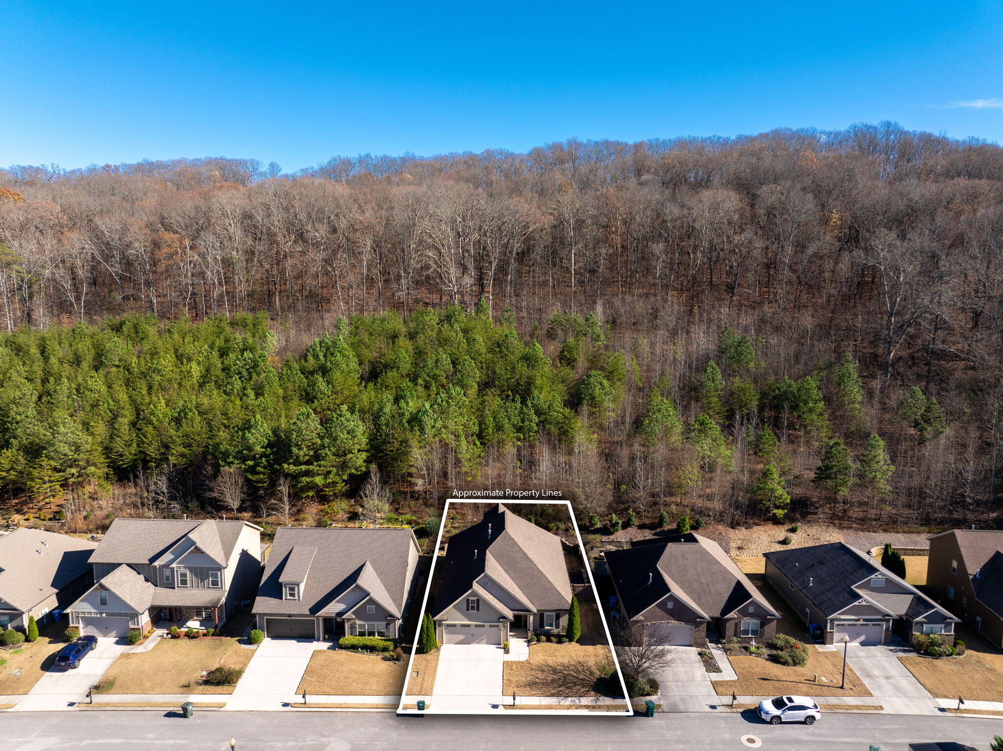 5445 Bungalow Circle