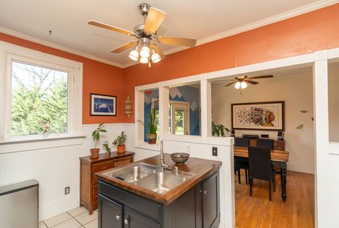 Tiny photo for 916 Mississippi Avenue, Chattanooga, TN 37405 (MLS # 1525173)