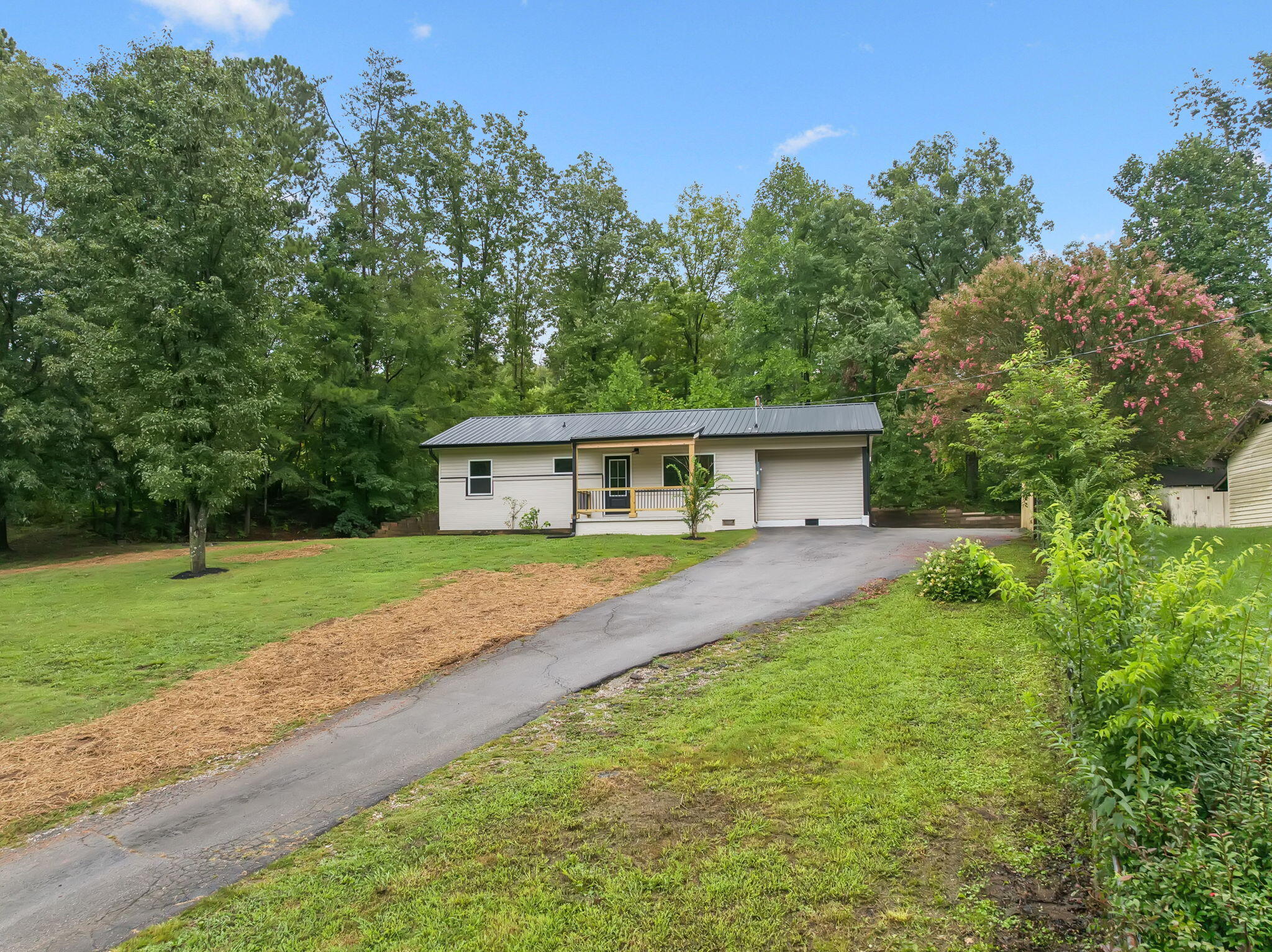 969 Sim Goodwin Road SW