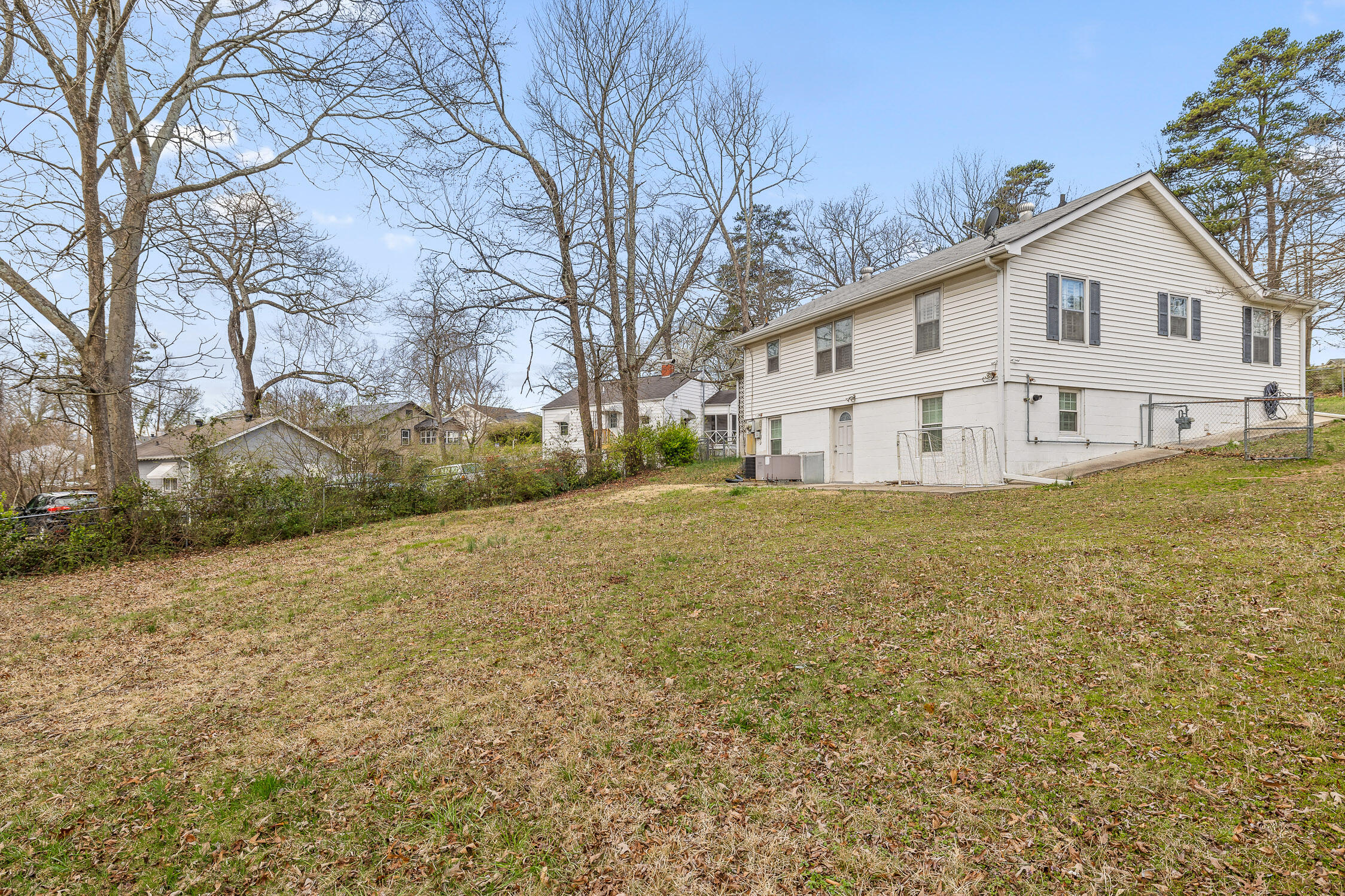 Chattanooga, Tennessee 37412, United States, 2 Bedrooms Bedrooms, ,1 BathroomBathrooms,Residential,Active,88331