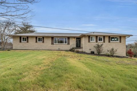 Photo of 5416 Crestview Drive, Hixson, TN 37343 (MLS # 1525171)