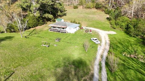 Photo of 814 Emery Road, Soddy Daisy, TN 37379 (MLS # 1533272)